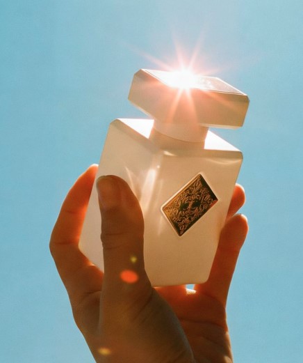 Initio Parfums Privés Lift Me Up Extrait De Parfum - Image 3